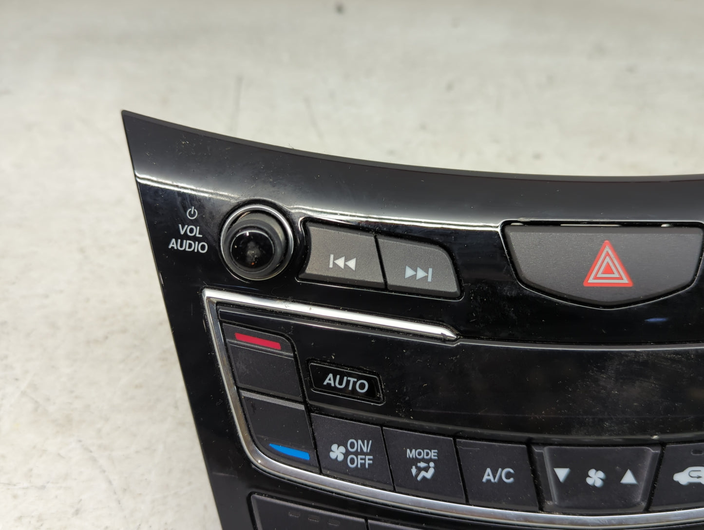 2019-2022 Acura Rdx Climate Control Module Temperature AC/Heater Replacement P/N:79610TJBA013M1 Fits Fits 2019 2020 2021 202
