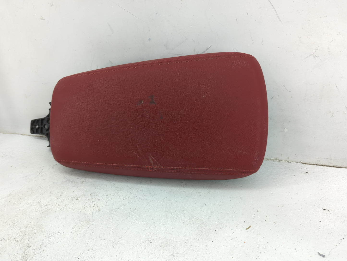2022 Alfa Romeo Giulia Center Console Armrest Cover Lid Fits OEM Used Auto Parts - Oemusedautoparts1.com