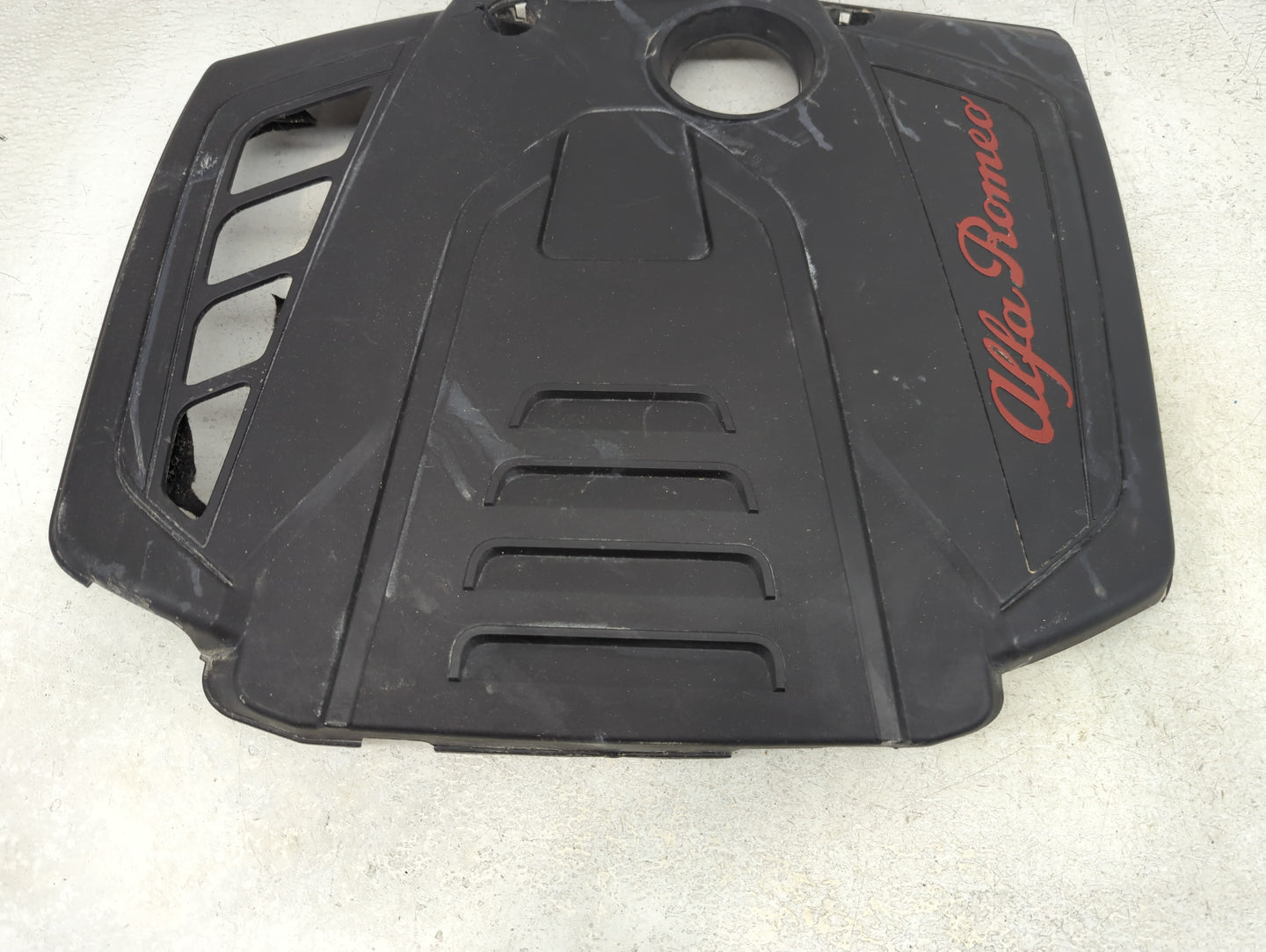 2022 Alfa Romeo Giulia Engine Cover - Oemusedautoparts1.com