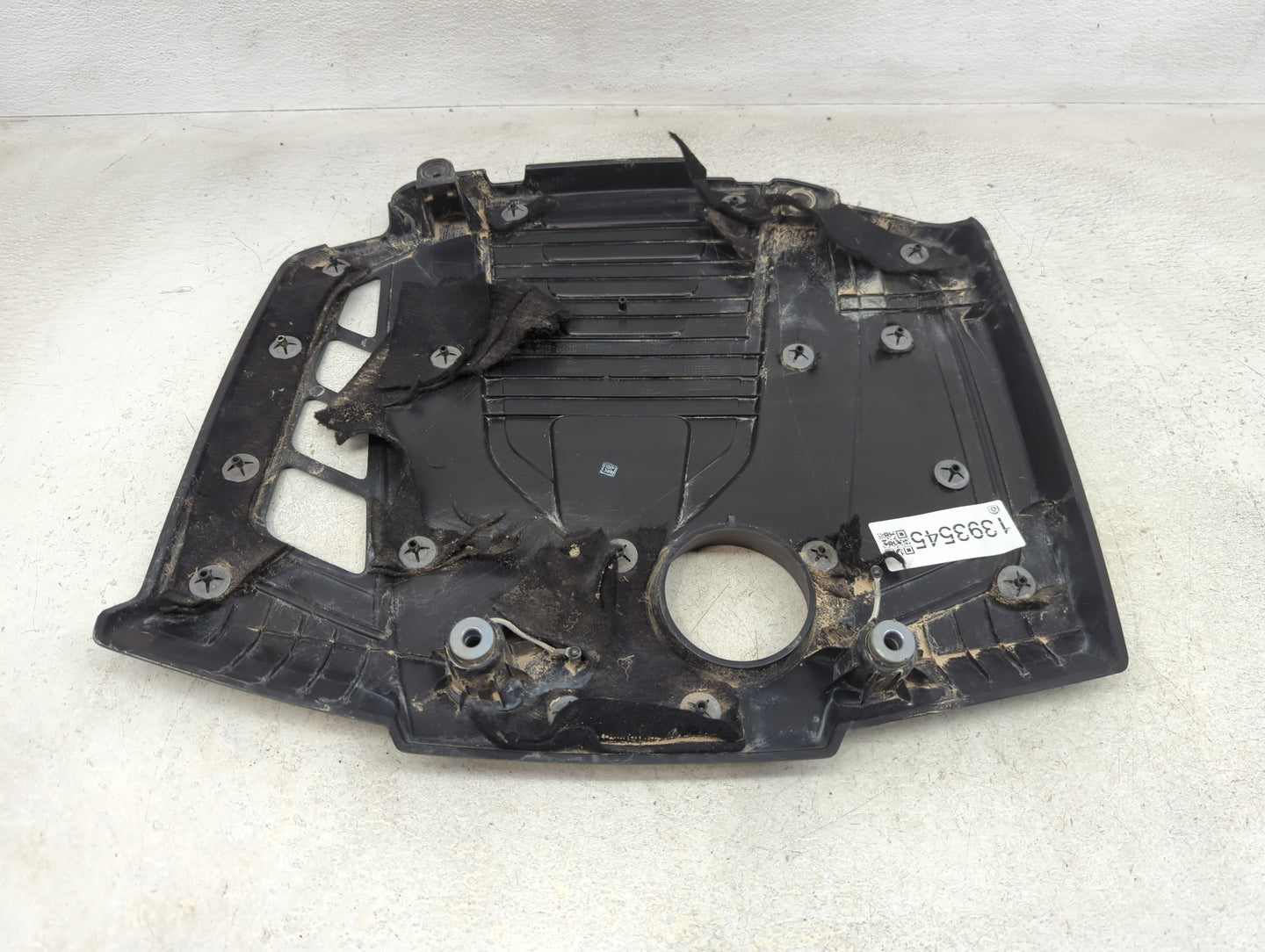 2022 Alfa Romeo Giulia Engine Cover - Oemusedautoparts1.com