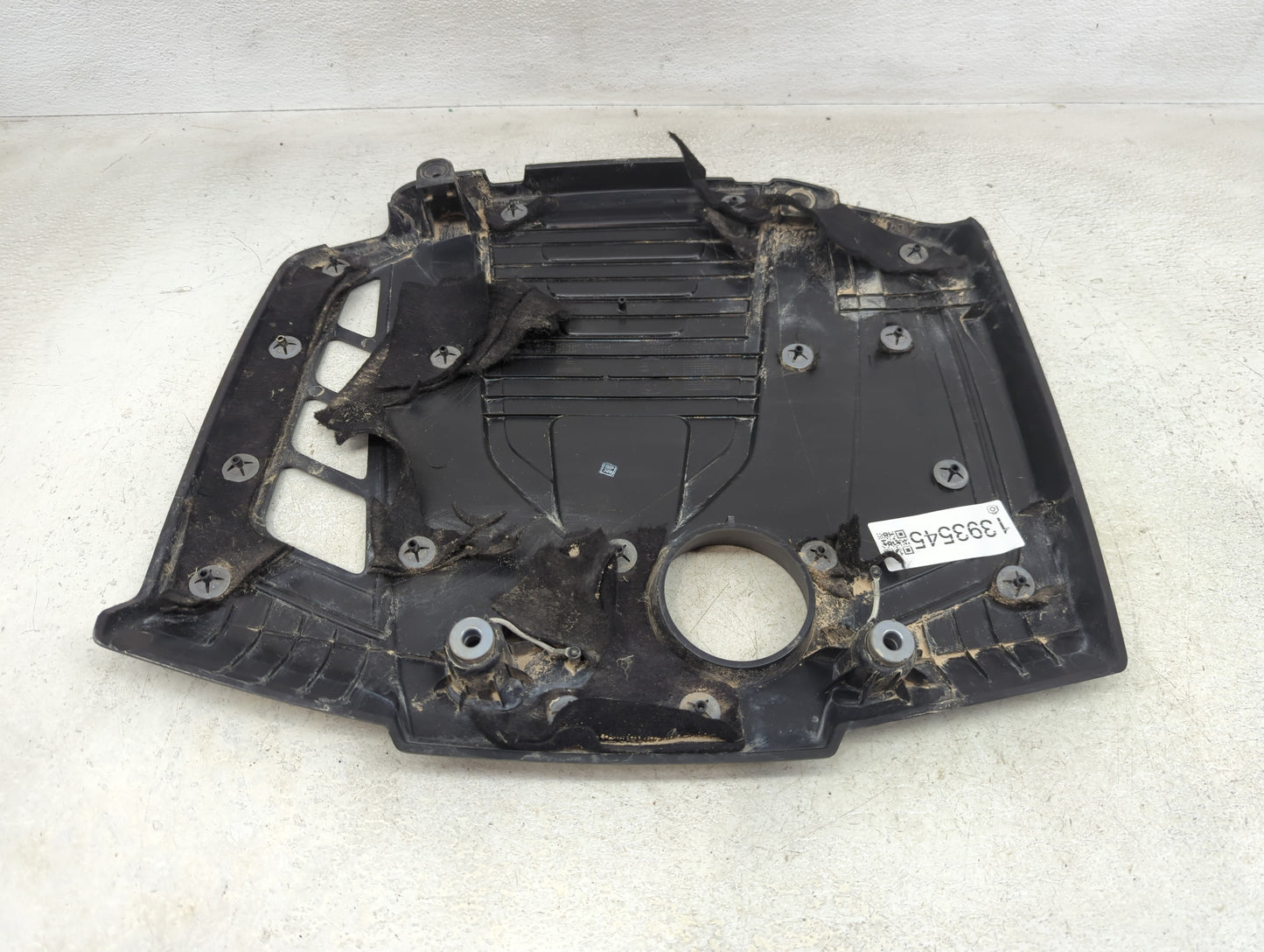 2022 Alfa Romeo Giulia Engine Cover - Oemusedautoparts1.com