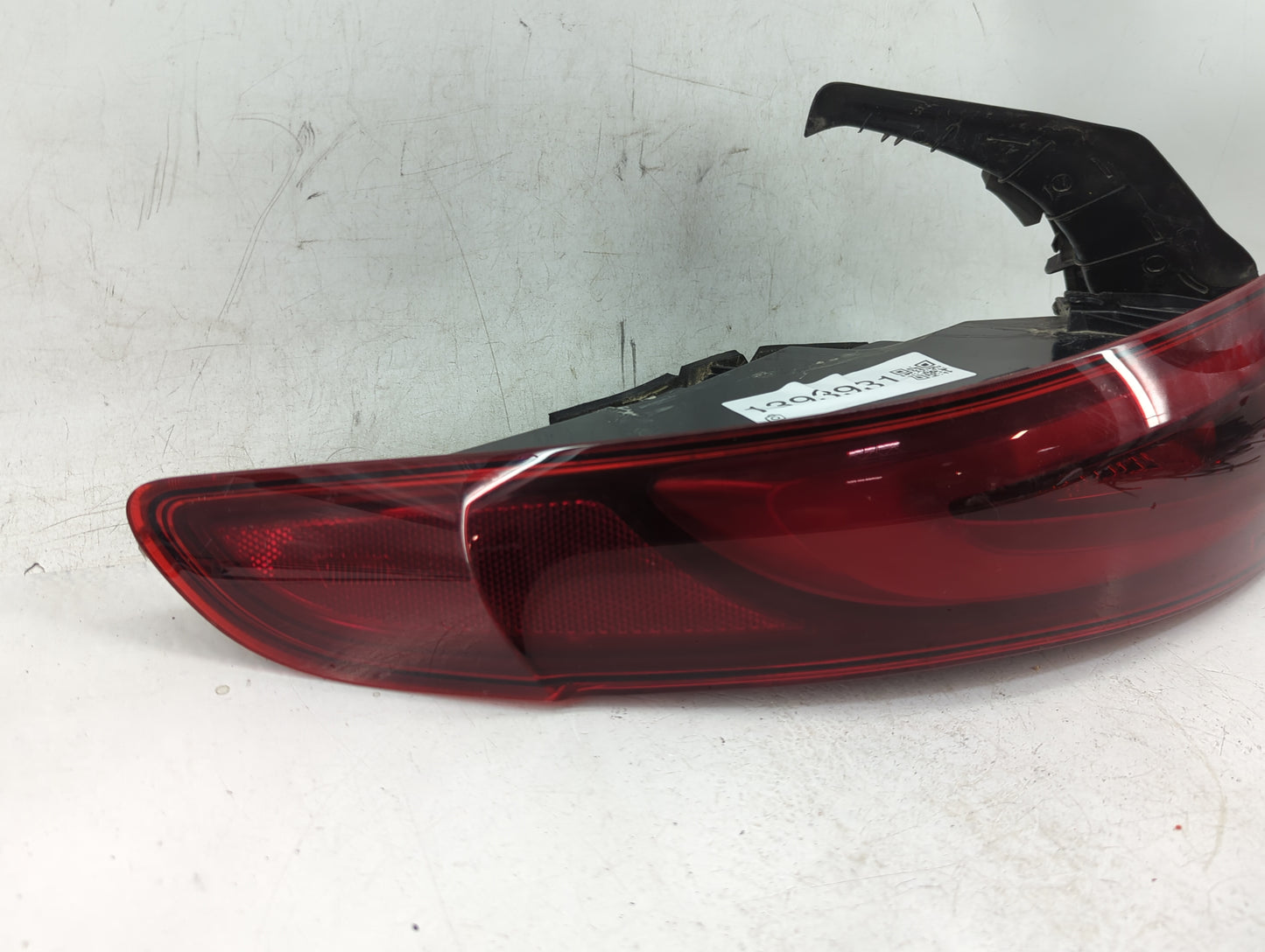 2022 Alfa Romeo Giulia Tail Light Assembly Driver Left OEM P/N:20690110 Fits OEM Used Auto Parts - Oemusedautoparts1.com