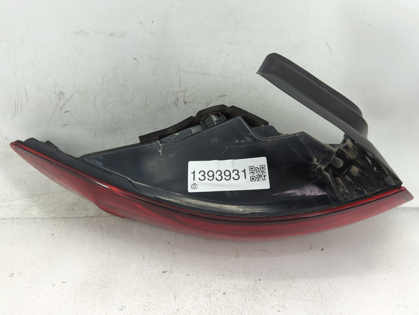 2022 Alfa Romeo Giulia Tail Light Assembly Driver Left OEM P/N:20690110 Fits OEM Used Auto Parts - Oemusedautoparts1.com