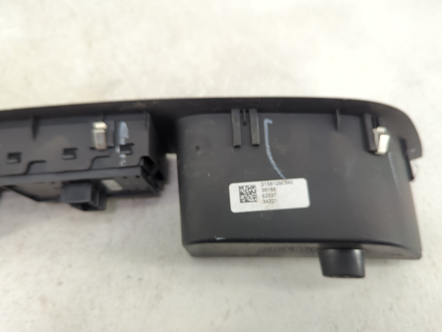 2022 Alfa Romeo Stelvio Passenger Right Power Window Switch Q15612863a0 - Oemusedautoparts1.com