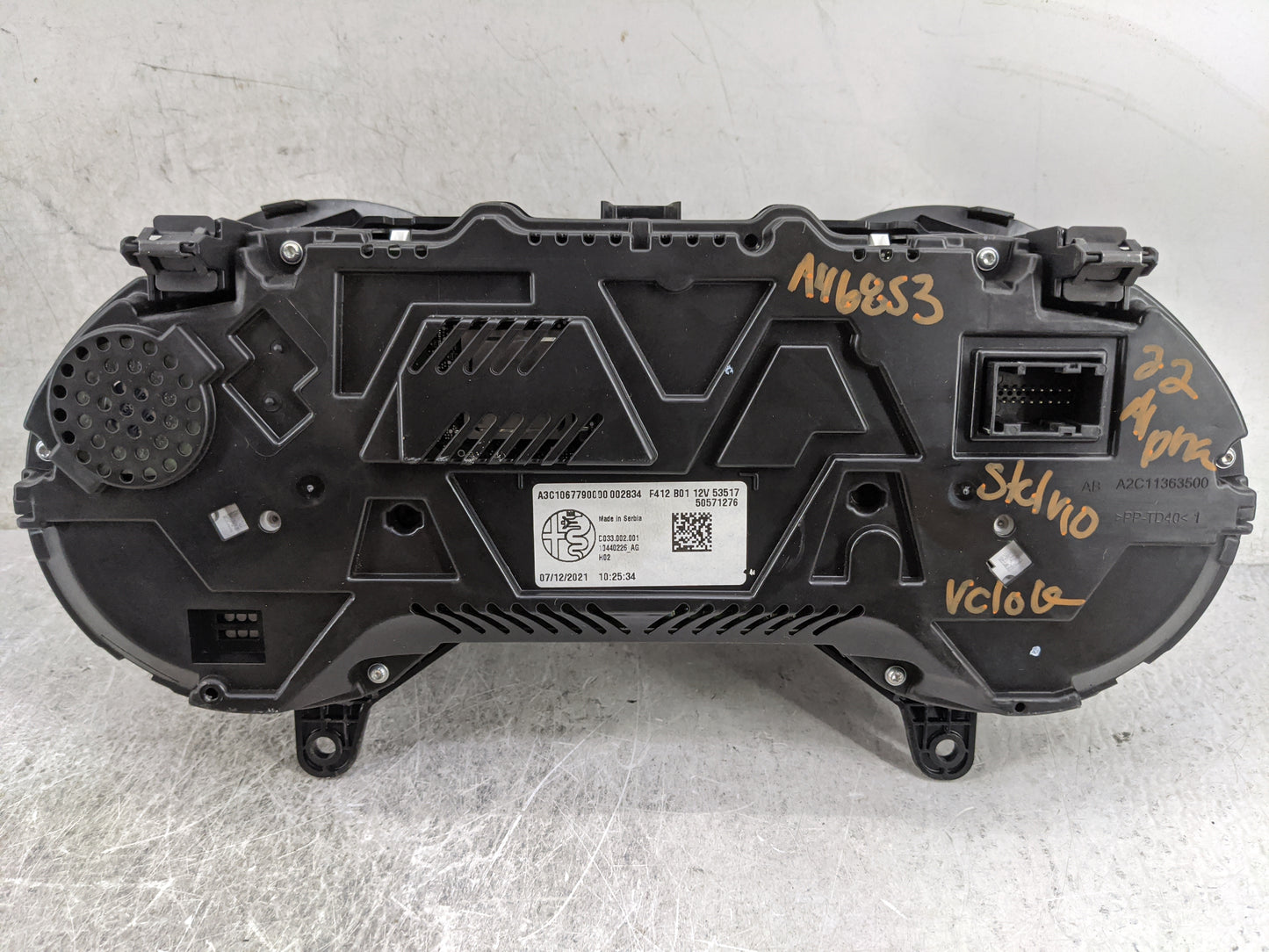 2022 Alfa Romeo Stelvio Instrument Cluster Speedometer Gauges P/N:A3C1067790000002834 F412B0112V53517, 50571276 Miles:24K Fi