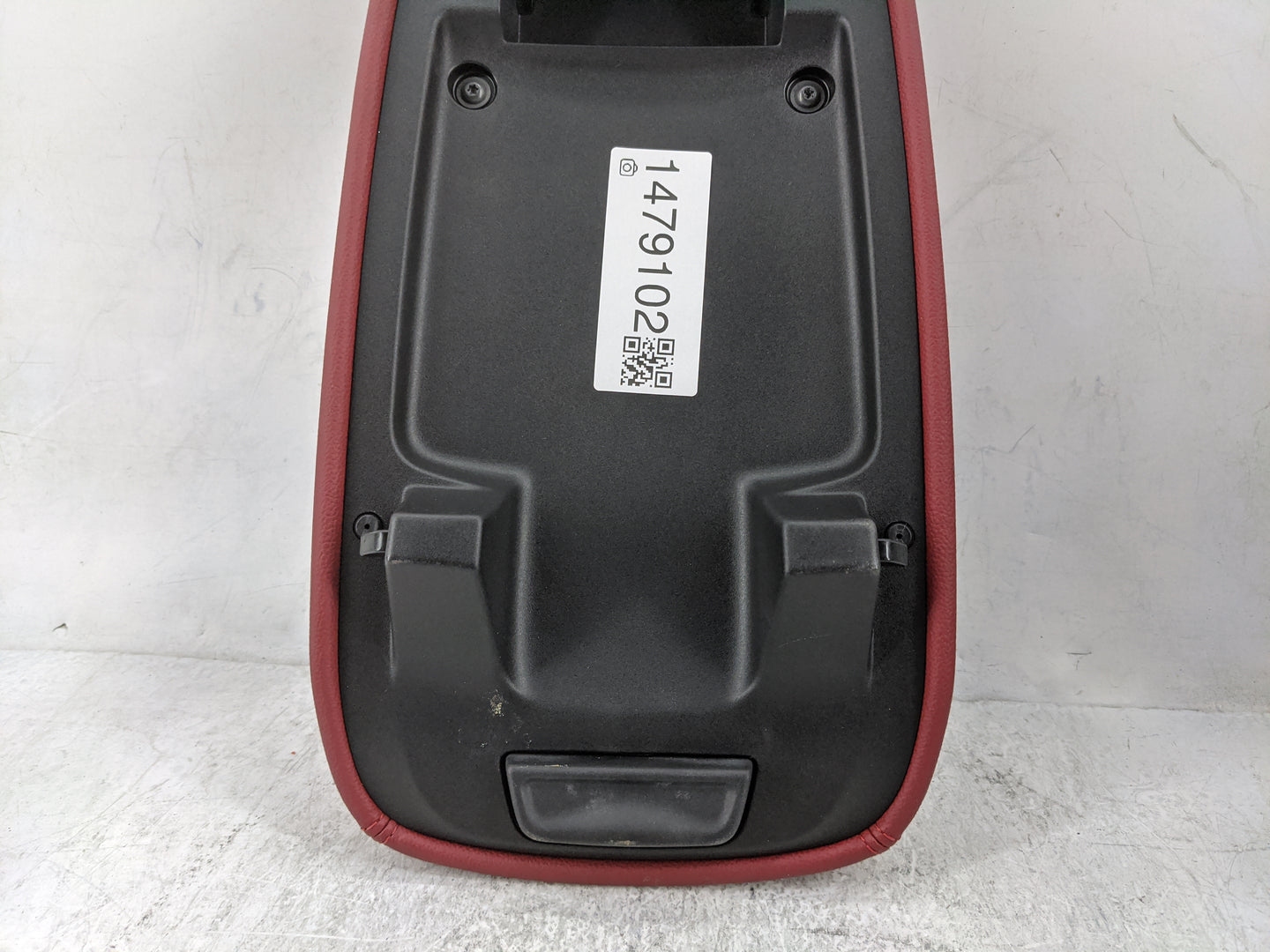 2022 Alfa Romeo Stelvio Center Console Armrest Cover Lid Fits OEM Used Auto Parts - Oemusedautoparts1.com