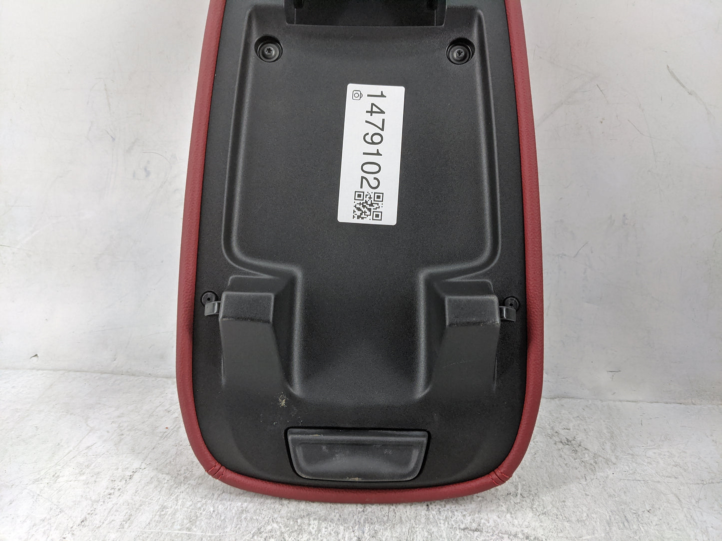 2022 Alfa Romeo Stelvio Center Console Armrest Cover Lid Fits OEM Used Auto Parts - Oemusedautoparts1.com