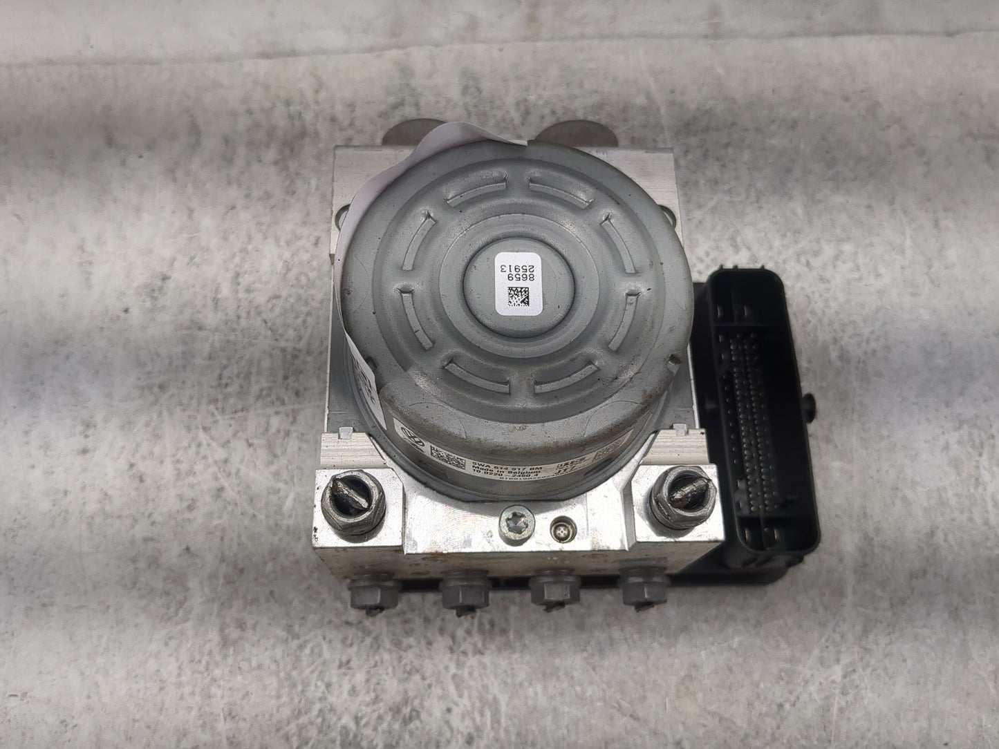 2022 Audi A3 ABS Pump Control Module Replacement P/N:5WA614517BM 10.0220-2460.4 Fits OEM Used Auto Parts - Oemusedautoparts1