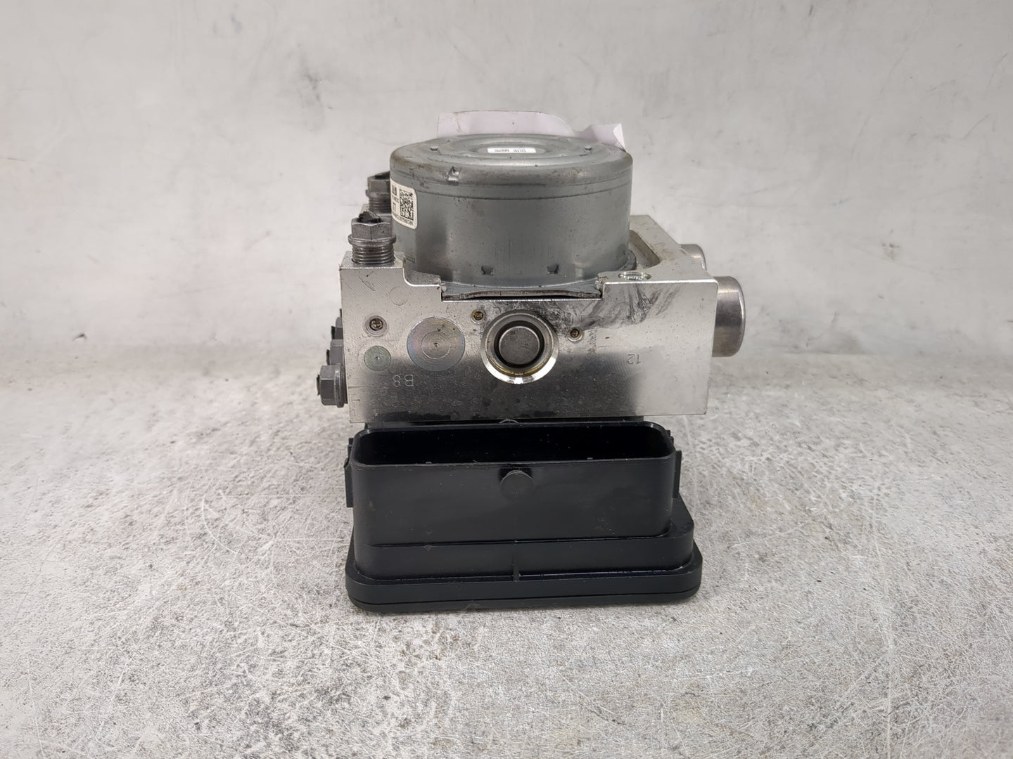 2022 Audi A3 ABS Pump Control Module Replacement P/N:5WA614517BM 10.0220-2460.4 Fits OEM Used Auto Parts - Oemusedautoparts1