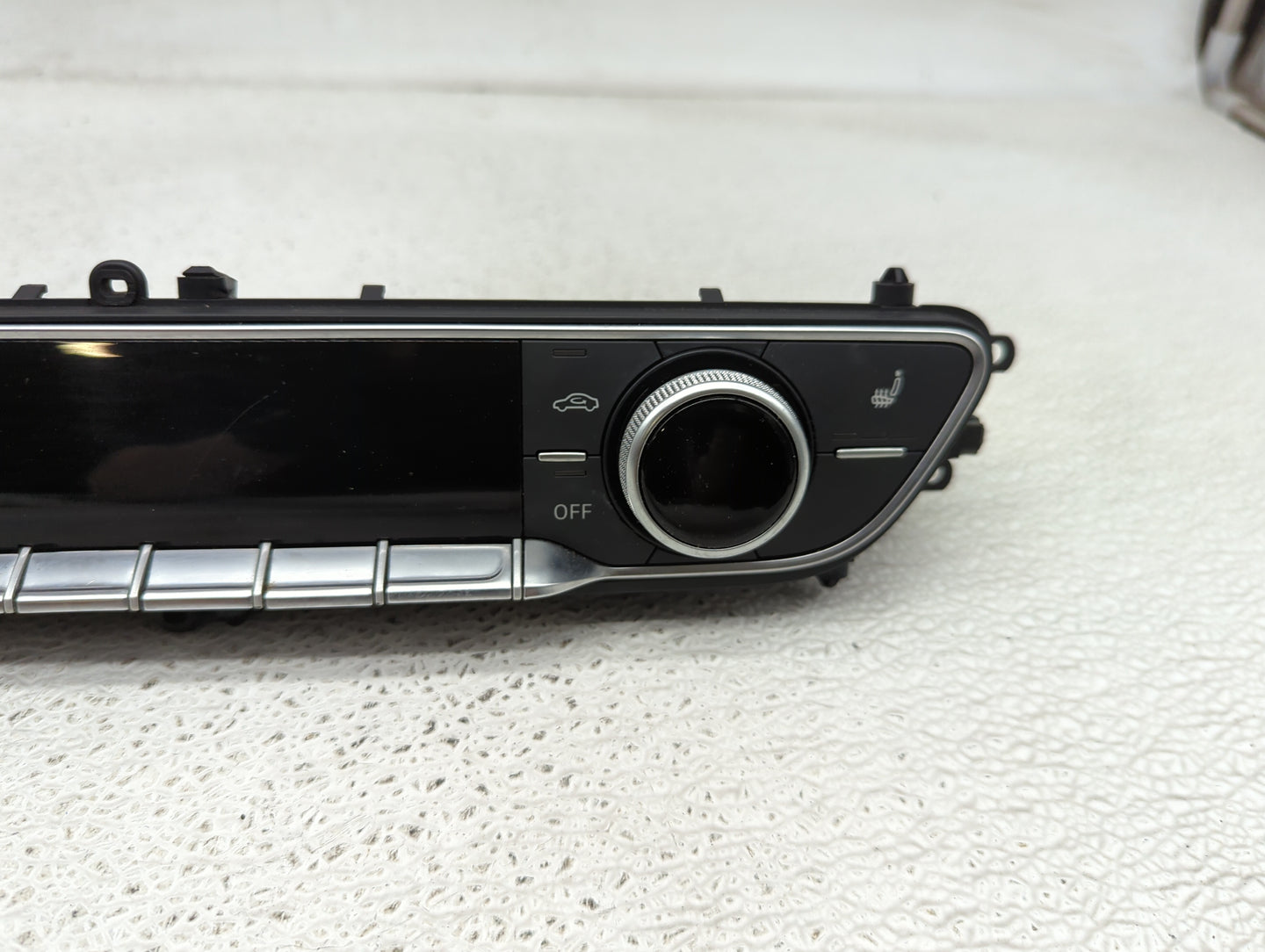 2020-2021 Audi A4 Climate Control Module Temperature AC/Heater Replacement P/N:8W0820043BJ Fits Fits 2020 2021 OEM Used Auto