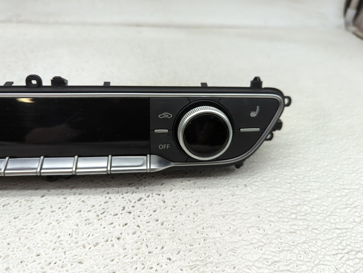 2020-2021 Audi A4 Climate Control Module Temperature AC/Heater Replacement P/N:8W0820043BJ Fits Fits 2020 2021 OEM Used Auto
