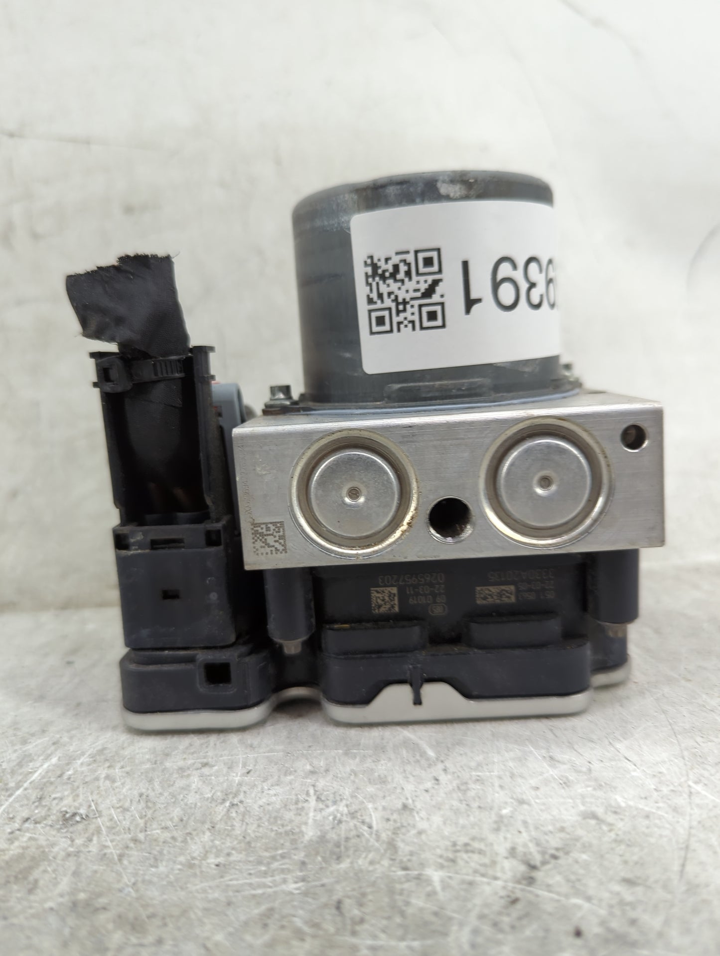 2022 Audi A4 ABS Pump Control Module Replacement P/N:8W0907379AR 8W0614517AB Fits OEM Used Auto Parts - Oemusedautoparts1.co