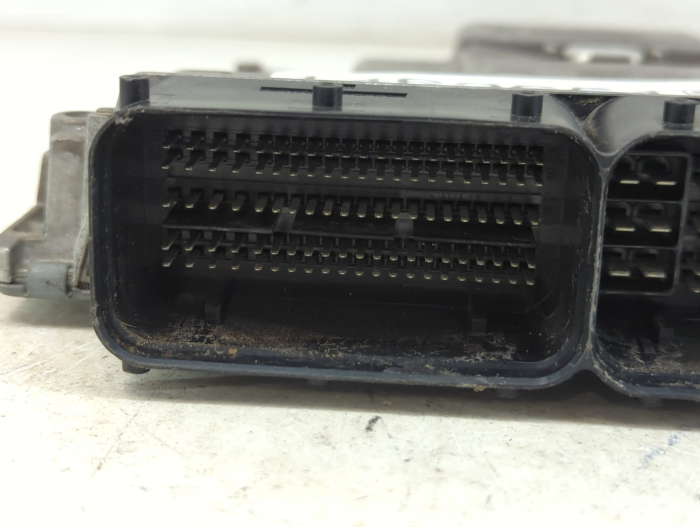 2022 Audi A4 PCM Engine Control Computer ECU ECM PCU OEM P/N:06L907425E SIMOS19.7 Fits OEM Used Auto Parts - Oemusedautopart