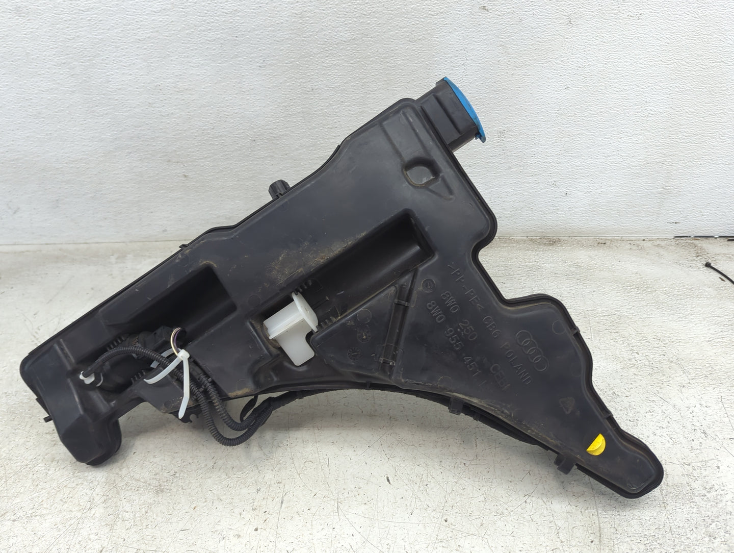 2017-2021 Audi A4 Windshield Washer Fluid Reservoir Bottle - Oemusedautoparts1.com