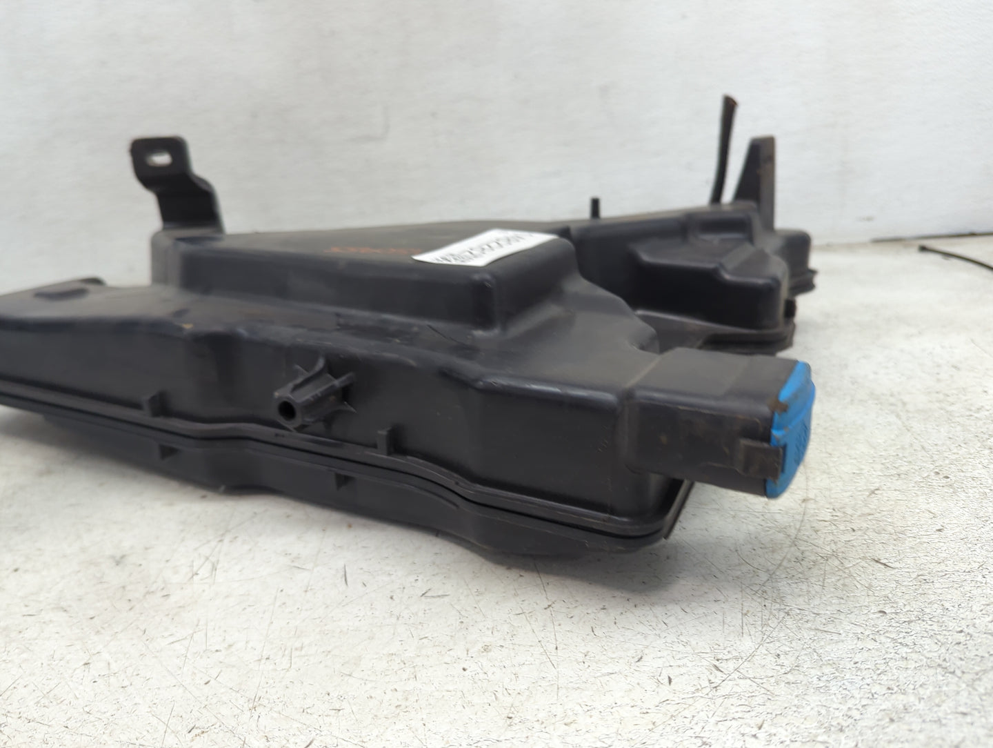 2017-2021 Audi A4 Windshield Washer Fluid Reservoir Bottle - Oemusedautoparts1.com