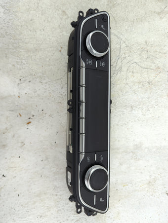 compare product 2020-2021 Audi A4 Climate Control Module Temperature AC/Heater Replacement P/N:8W0820043BJ 5HB013479-56 Fits Fits 2020 2021 OEM Used Auto Parts