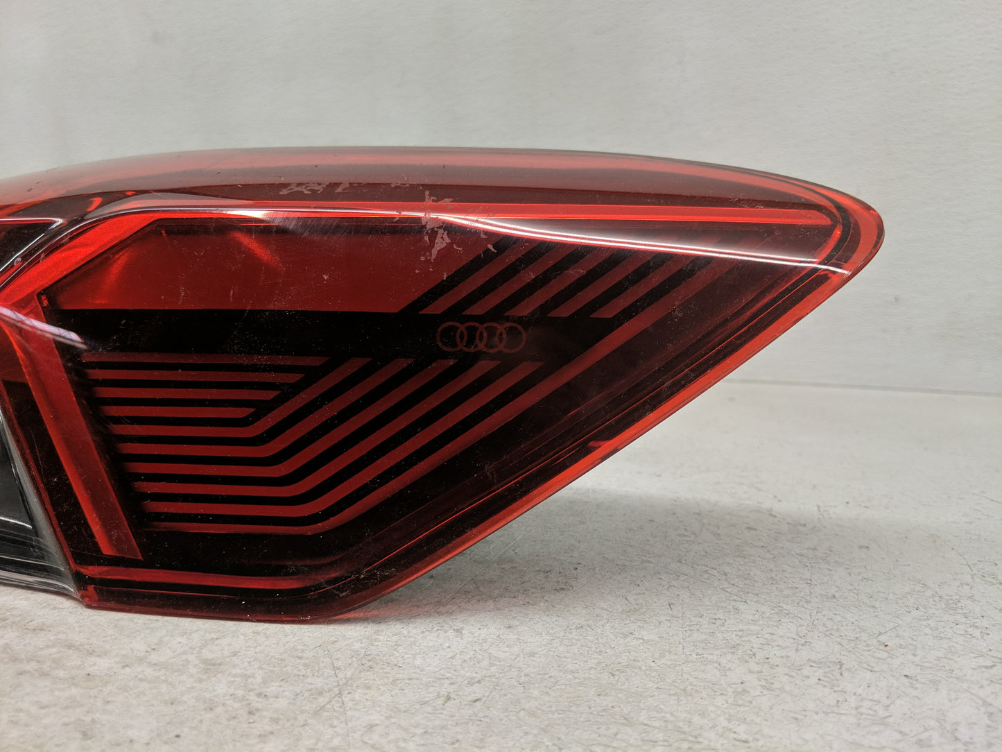2022 Audi E-Tron Quattro Tail Light Assembly Passenger Right OEM P/N:89A.945.092.A Fits OEM Used Auto Parts - Oemusedautopar