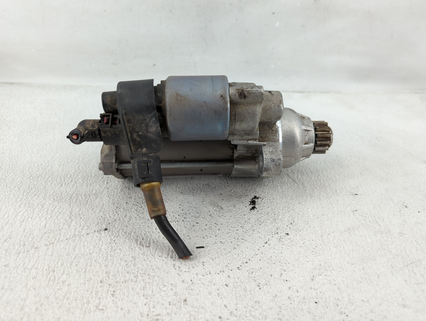 2019-2021 Audi Q3 Car Starter Motor Solenoid OEM P/N:02M 911 024 Q Fits Fits 2018 2019 2020 2021 2022 OEM Used Auto Parts - 