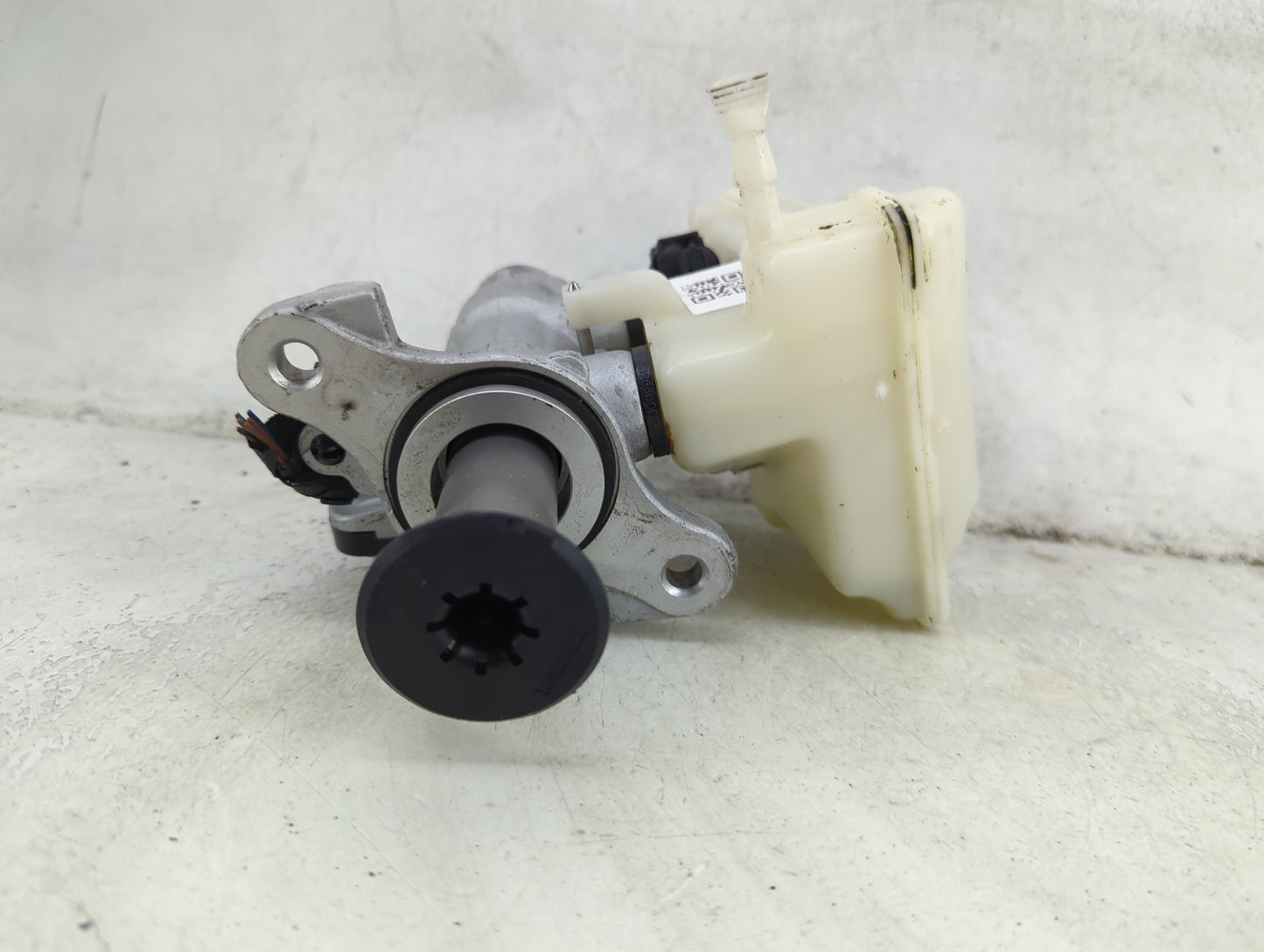 2019-2021 Audi Q3 Brake Master Cylinder - Oemusedautoparts1.com
