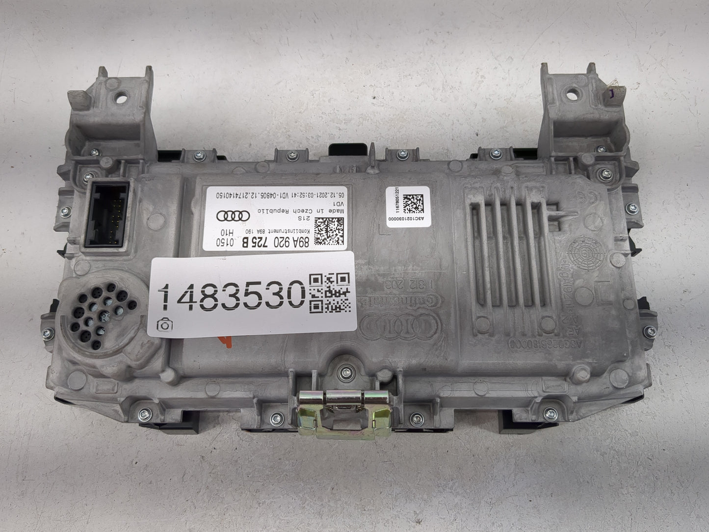 2022 Audi Q4 Instrument Cluster Speedometer Gauges P/N:89A920725B Miles: Fits OEM Used Auto Parts - Oemusedautoparts1.com