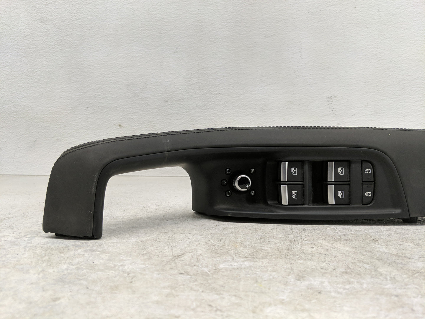 2021-2022 Audi Q7 Master Power Window Switch Replacement Driver Side Left P/N:4M0 959 851 C 10121577 Fits Fits 2020 2021 202