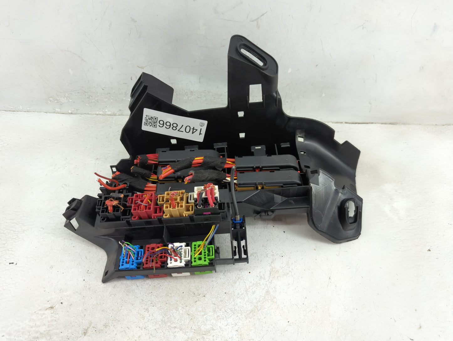 2017-2022 Audi Q7 Fusebox Fuse Box Panel Relay Module P/N:4M0 971 845 Fits Fits 2017 2018 2019 2020 2021 2022 OEM Used Auto 