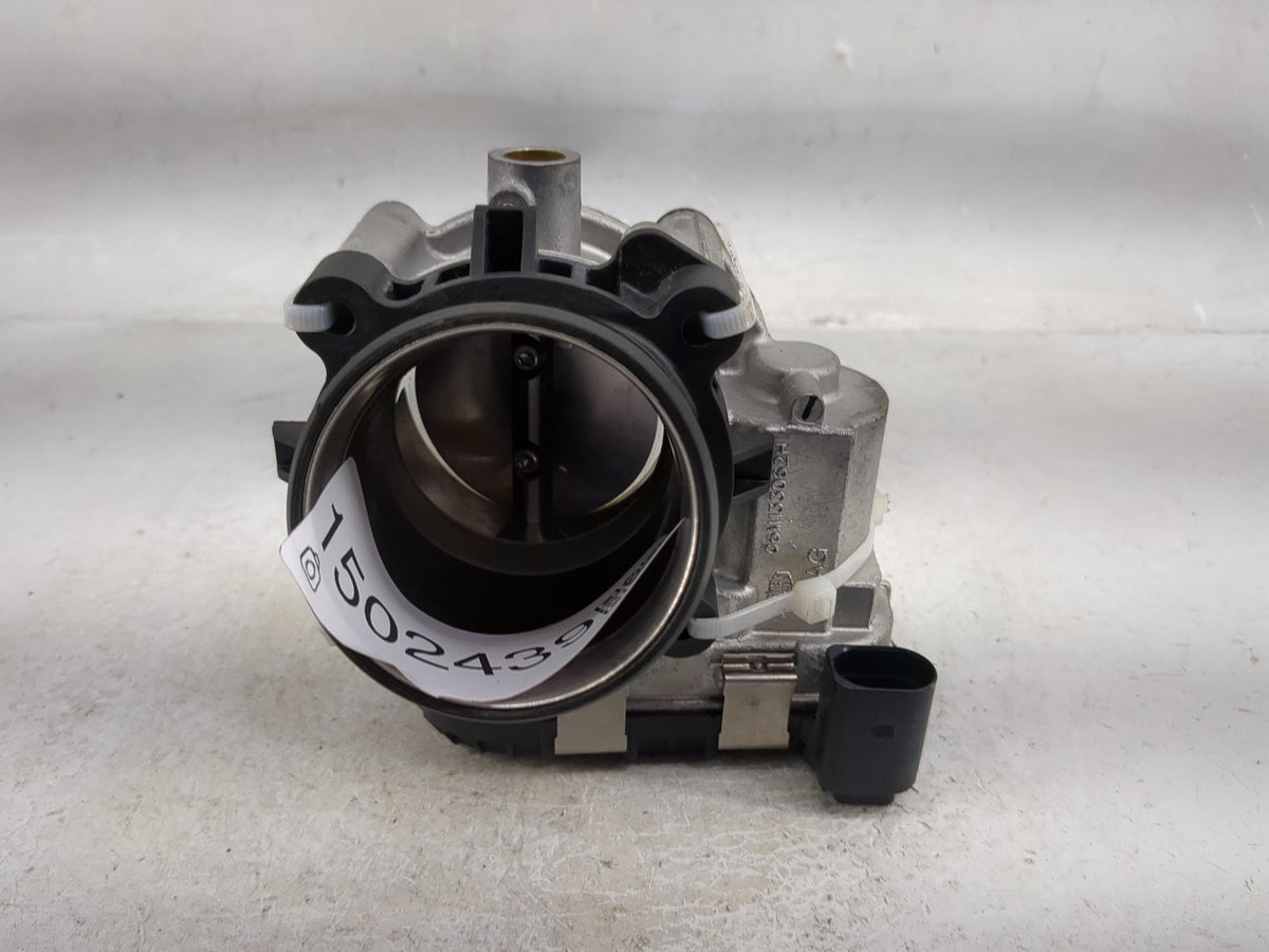 2022 Audi Q8 Throttle Body P/N:06M.145.674.DQ Fits Fits 2018 2019 2020 2021 OEM Used Auto Parts - Oemusedautoparts1.com