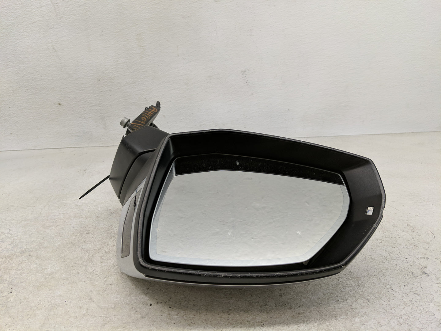 2022 Audi Sq5 Driver Side View Mirror - Left Door Mirror OEM Used - Oemusedautoparts1.com
