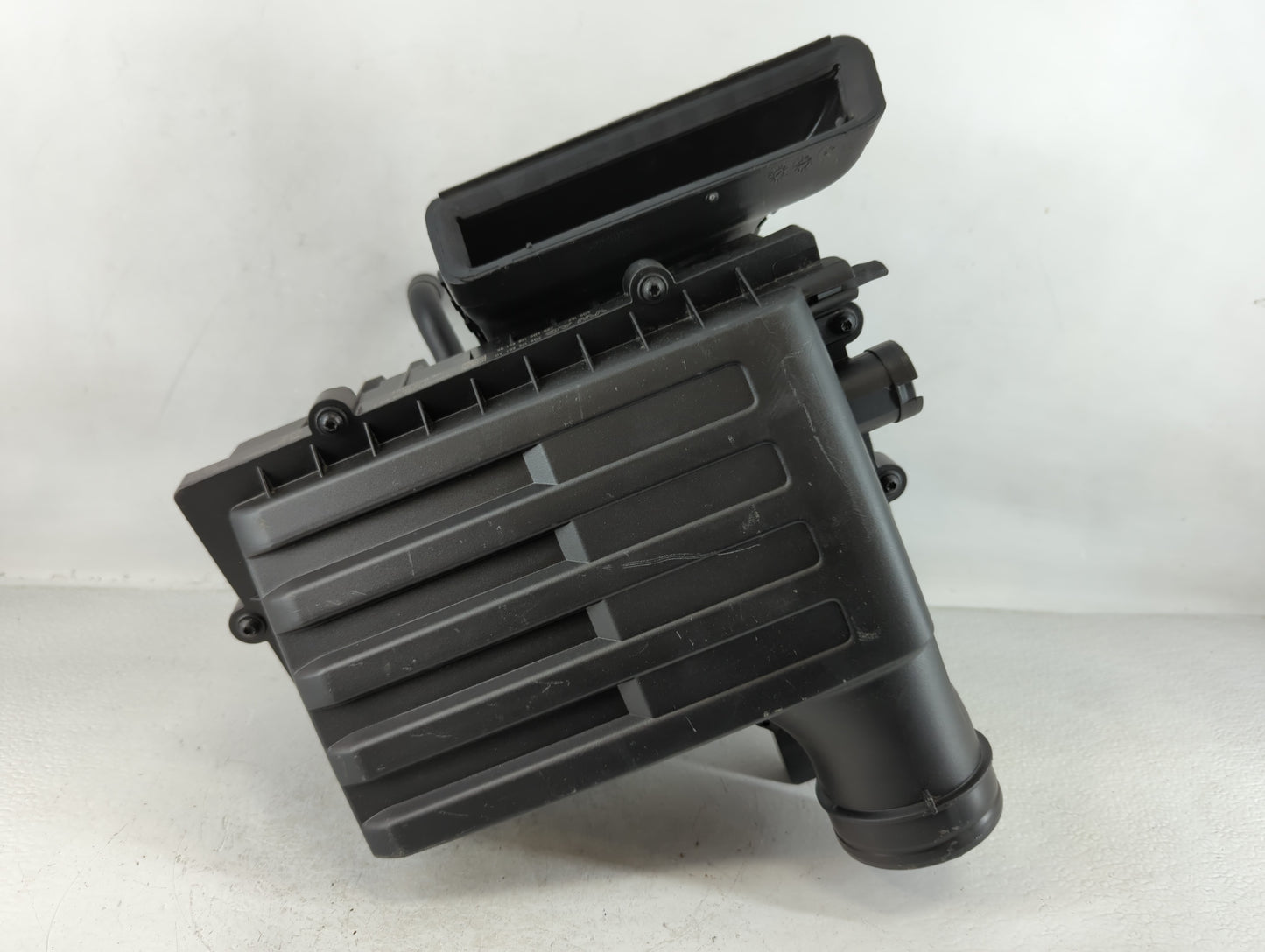 2022 Audi Tt Air Cleaner Intake-duct Hose Tube - Oemusedautoparts1.com