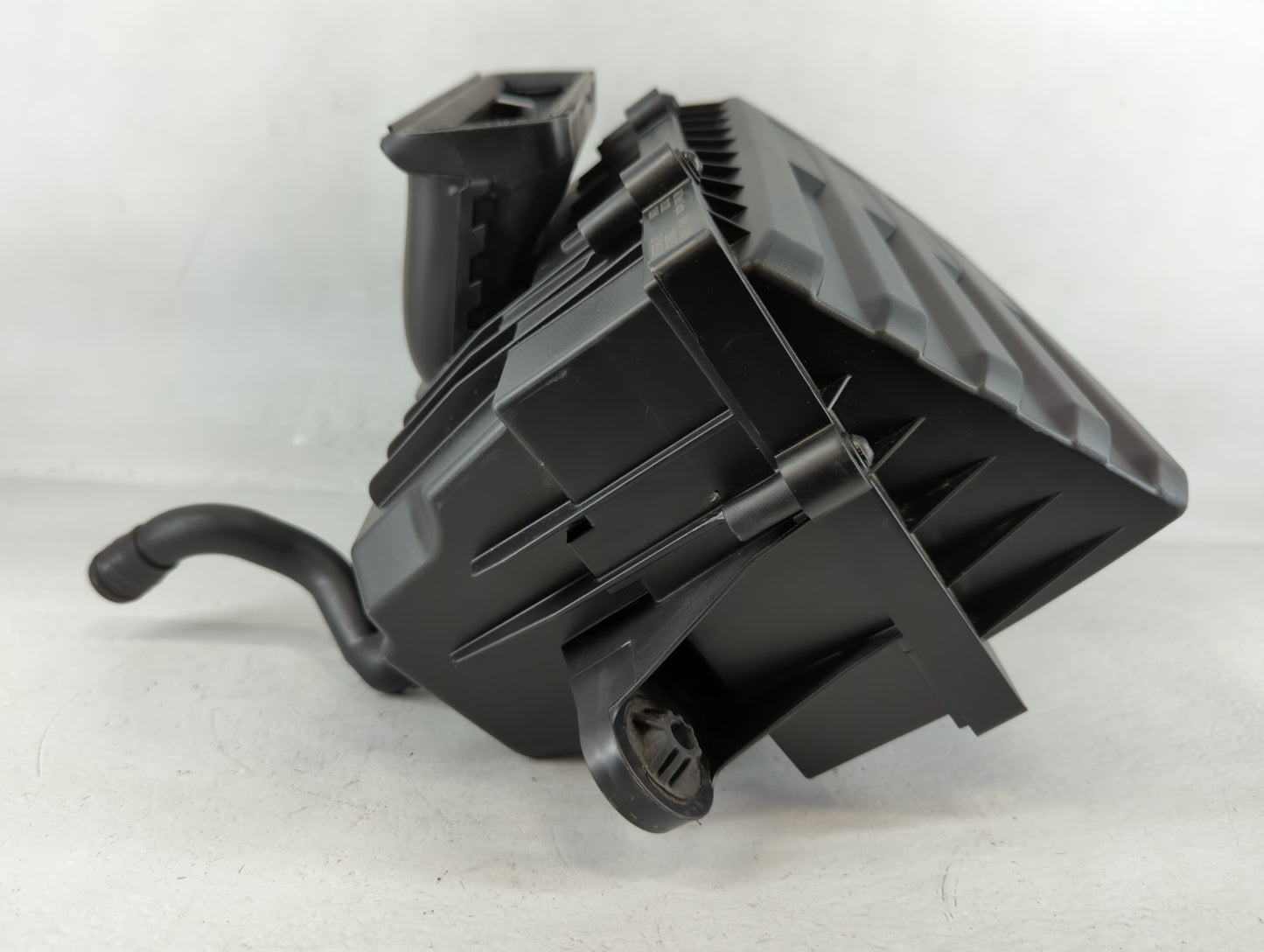2022 Audi Tt Air Cleaner Intake-duct Hose Tube - Oemusedautoparts1.com