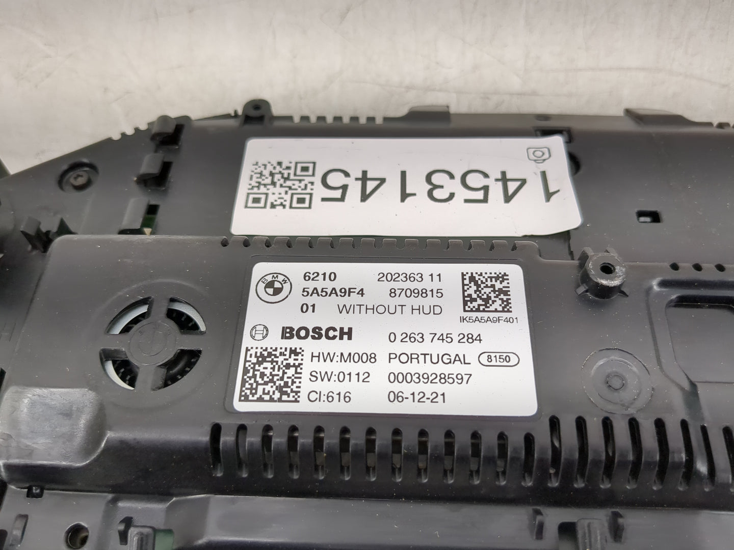 2022 Bmw 330i Instrument Cluster Speedometer Gauges P/N:5A5A9F4 8709815, 0263745284, 20236311 Miles:11K Fits OEM Used Auto P