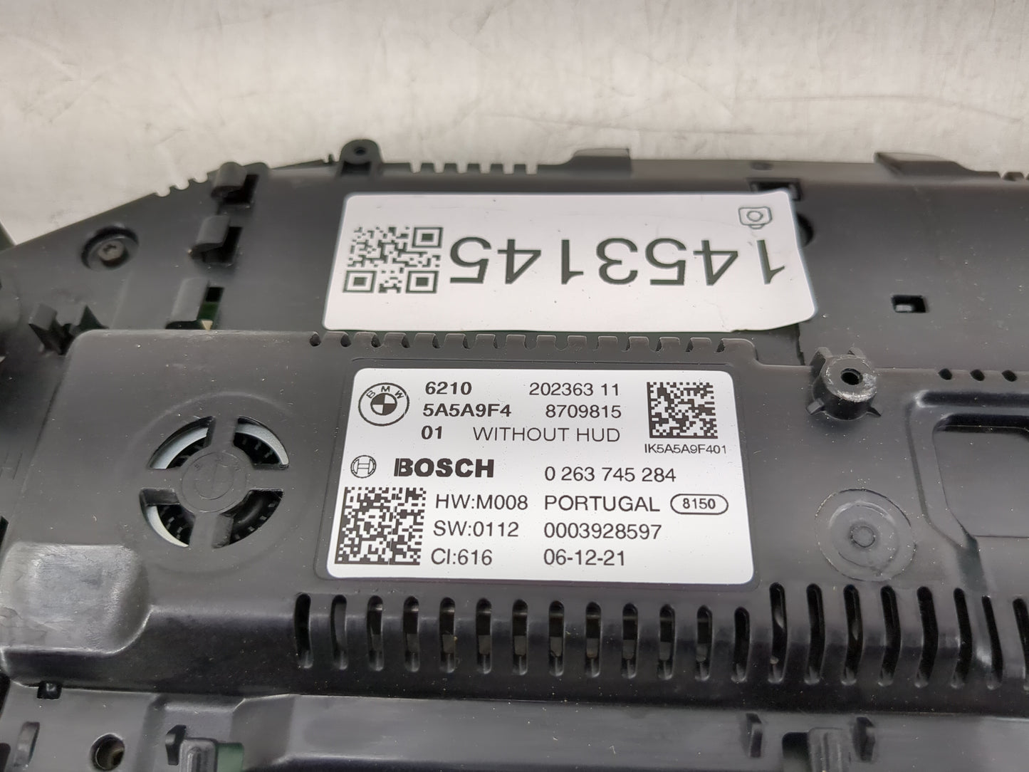 2022 Bmw 330i Instrument Cluster Speedometer Gauges P/N:5A5A9F4 8709815, 0263745284, 20236311 Miles:11K Fits OEM Used Auto P