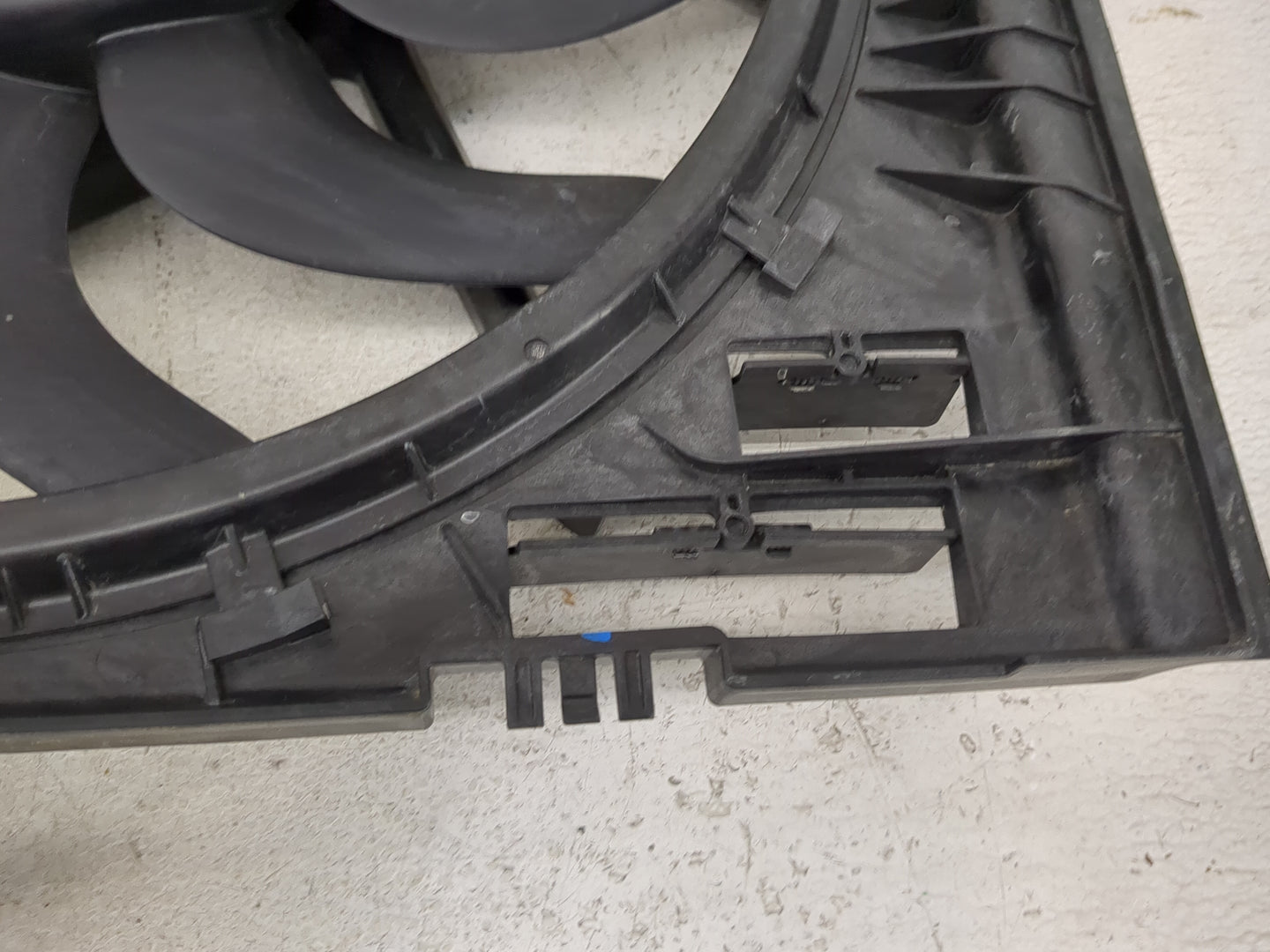 2022 Bmw 330i Electric Radiator Cooling Fan Motor Assembly 1460651 - Oemusedautoparts1.com