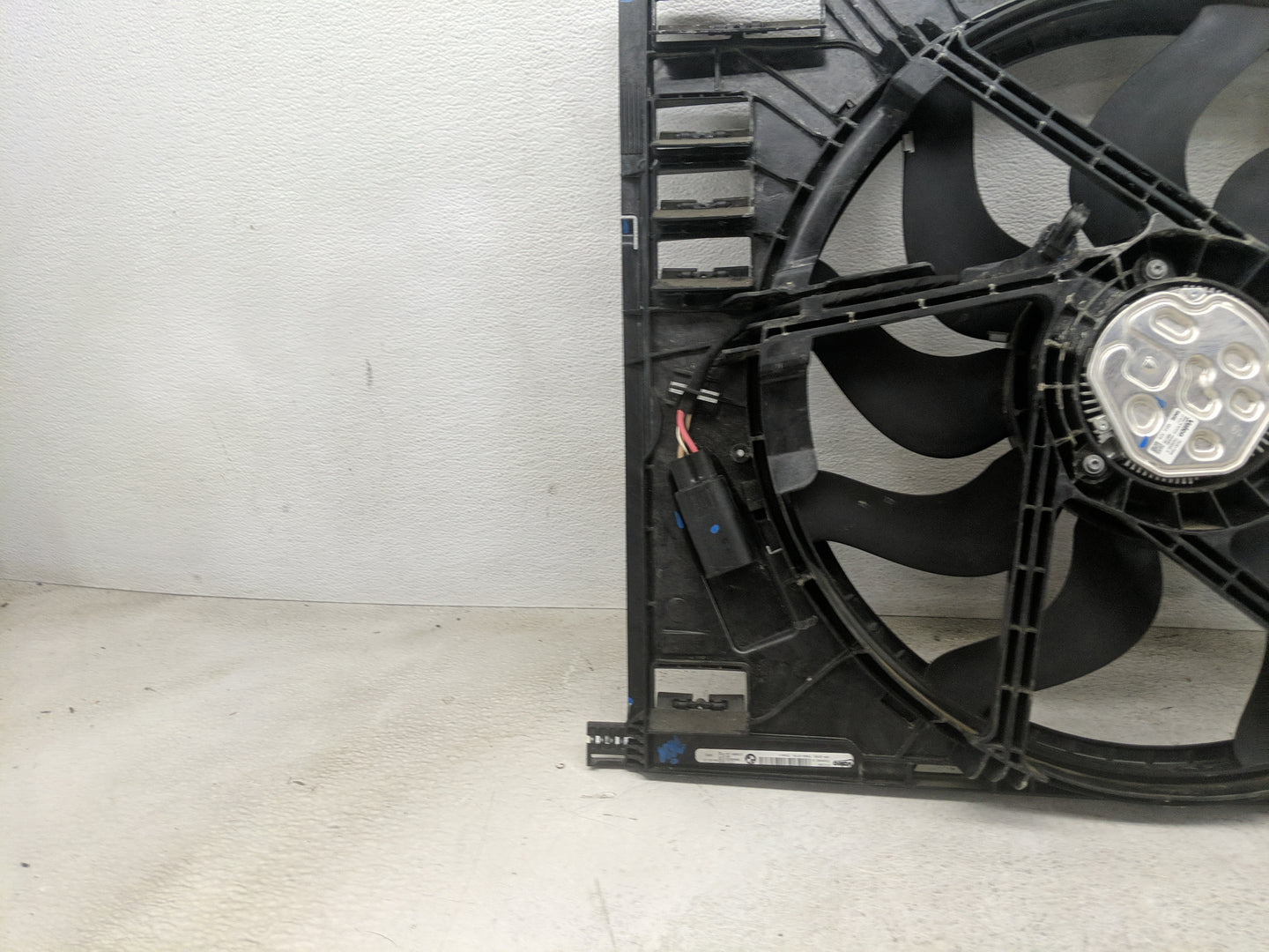 2022 Bmw 330i Electric Radiator Cooling Fan Motor Assembly 1461289 - Oemusedautoparts1.com