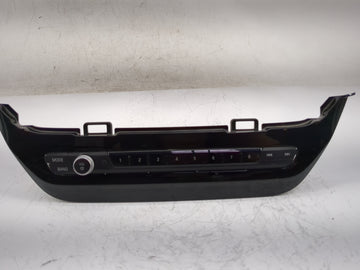 2022 Bmw X3 Radio AM FM Cd Player Receiver Replacement P/N:5A47C38-01 Fits OEM Used Auto Parts - Oemusedautoparts1.com