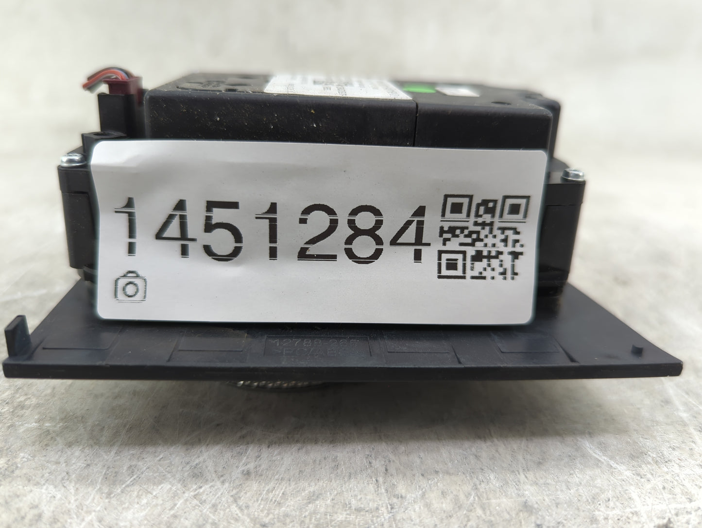 2022 Bmw X3 Radio AM FM Cd Player Receiver Replacement P/N:6582 5A371B2-01 ZE5A371B2-01 Fits OEM Used Auto Parts - Oemusedau
