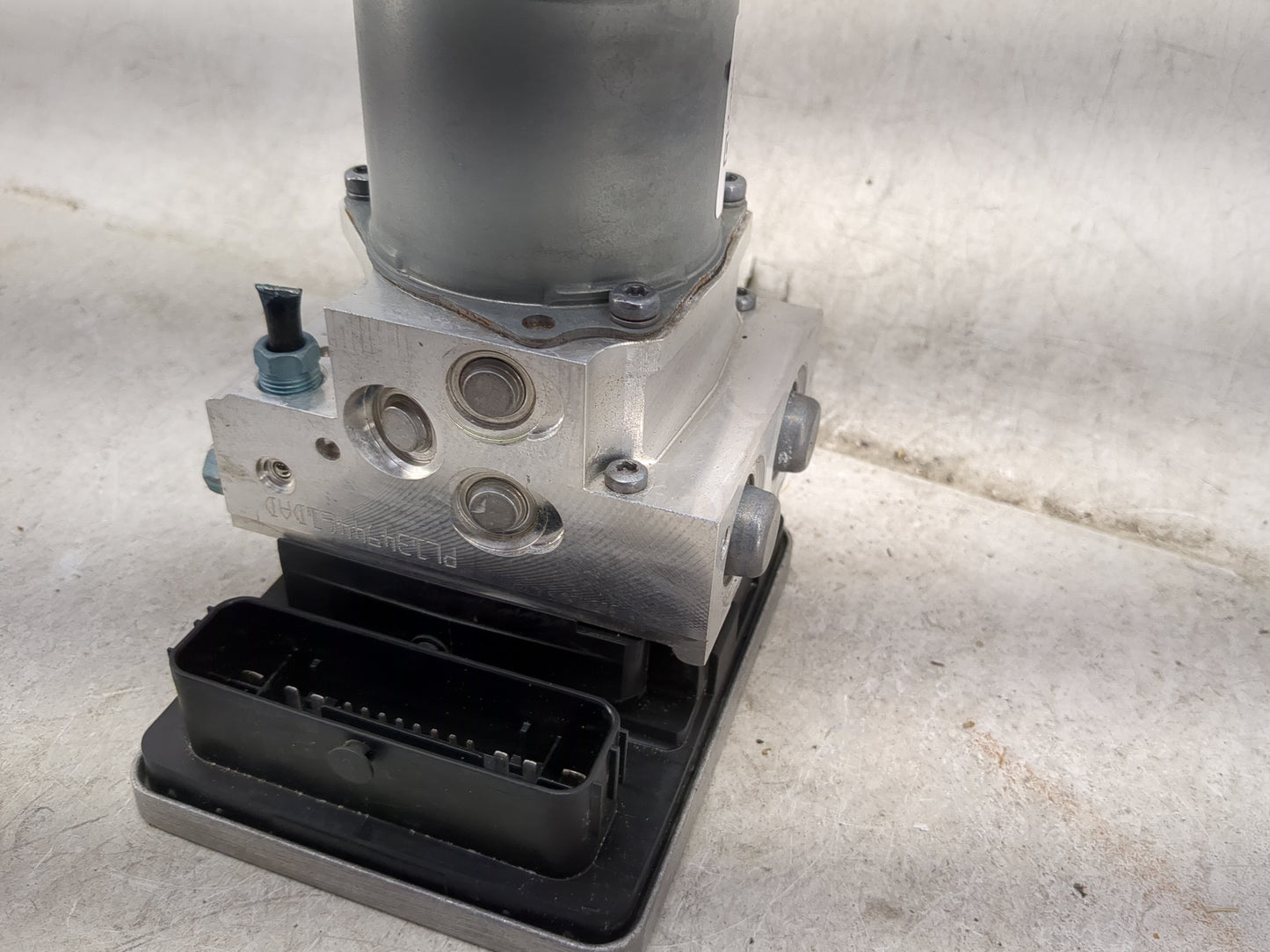 2022 Bmw X3 ABS Pump Control Module Replacement Fits OEM Used Auto Parts - Oemusedautoparts1.com