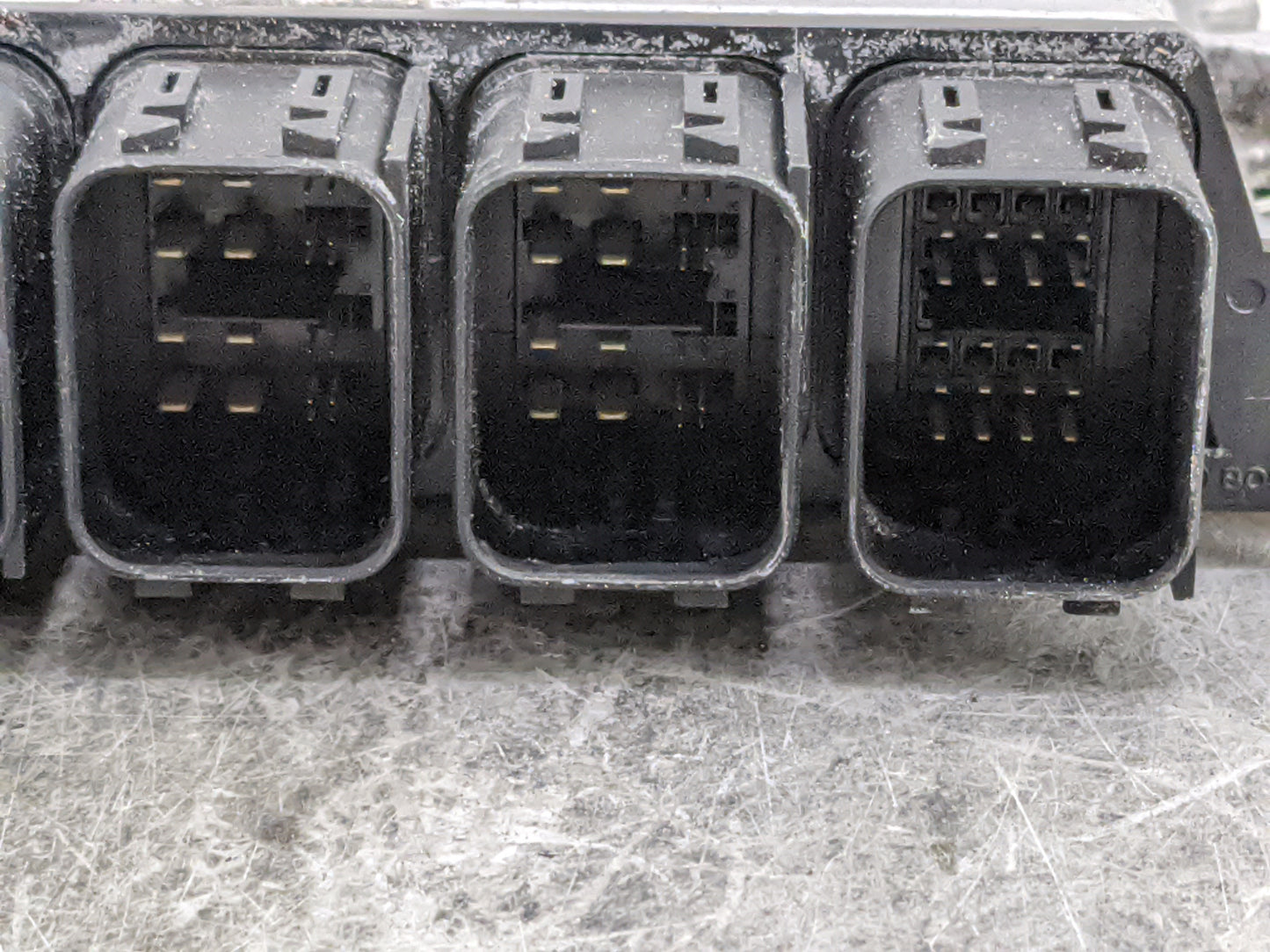 2020-2022 Bmw X3 PCM Engine Control Computer ECU ECM PCU OEM P/N:0261S103GK 5A24034-01, 033373362 Fits Fits 2019 2020 2021 2