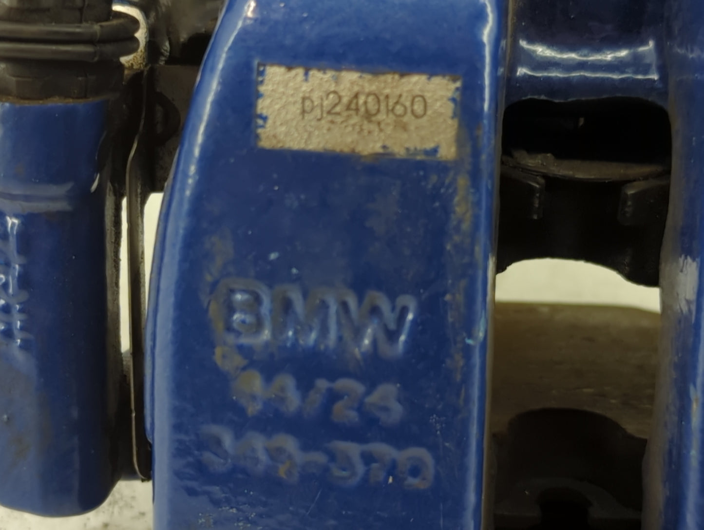 2019-2021 Bmw X7 Rear Driver Left Brake Caliper - Oemusedautoparts1.com