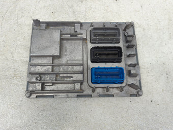 compare product 2018-2020 Buick Enclave PCM Engine Control Computer ECU ECM PCU OEM P/N:116833270 12719362 Fits OEM Used Auto Parts