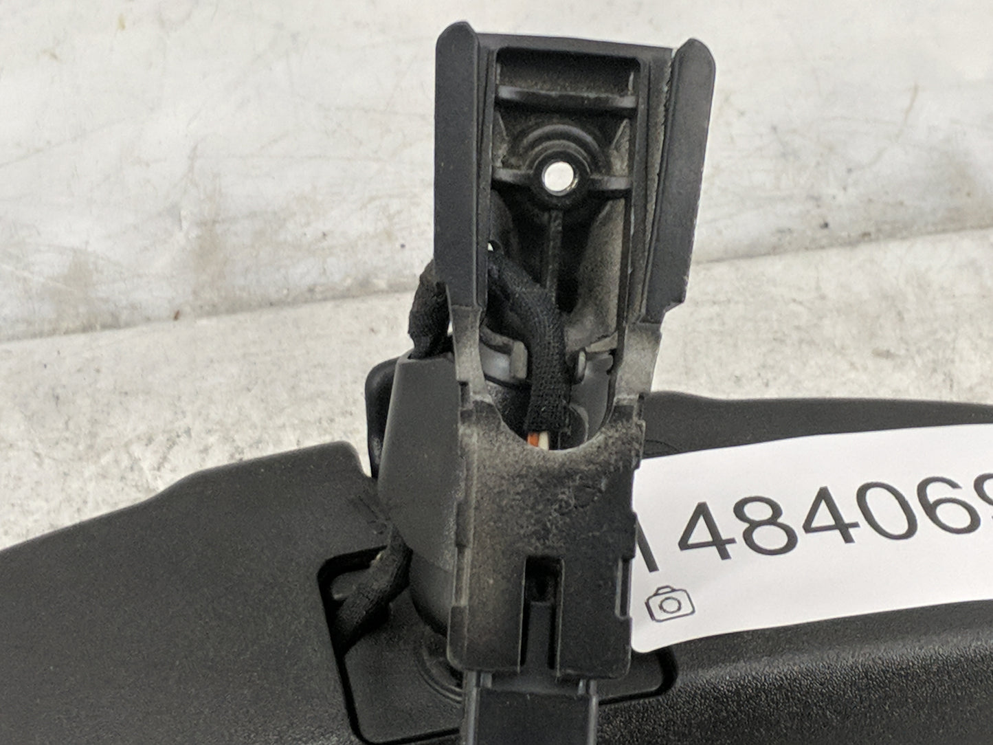 2013-2021 Buick Encore Interior Rear View Mirror Replacement OEM P/N:E11 046391 E11 026391 Fits OEM Used Auto Parts - Oemuse