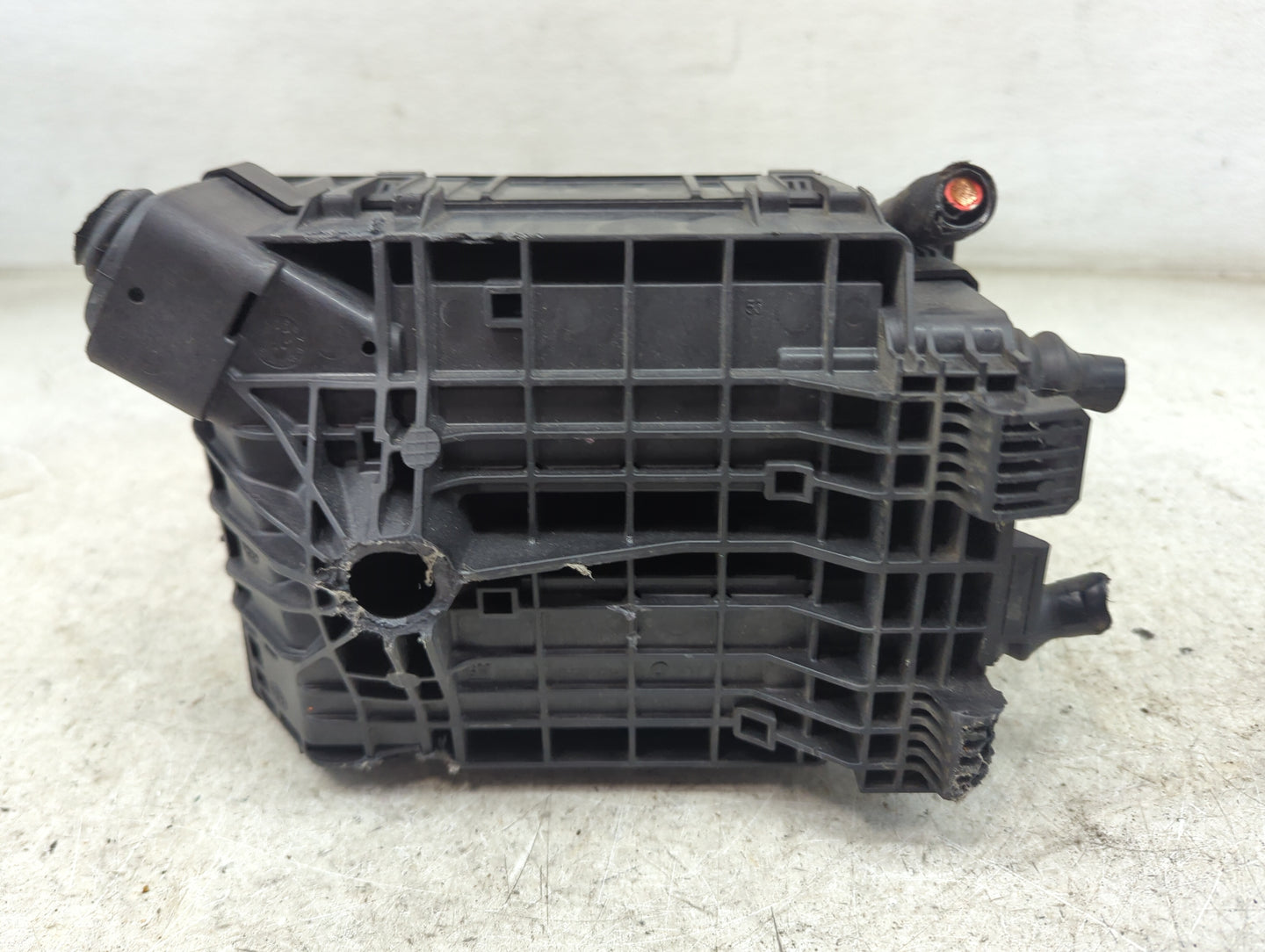 2020-2021 Buick Encore Fusebox Fuse Box Panel Relay Module P/N:42778908 Fits Fits 2020 2021 2022 OEM Used Auto Parts - Oemus