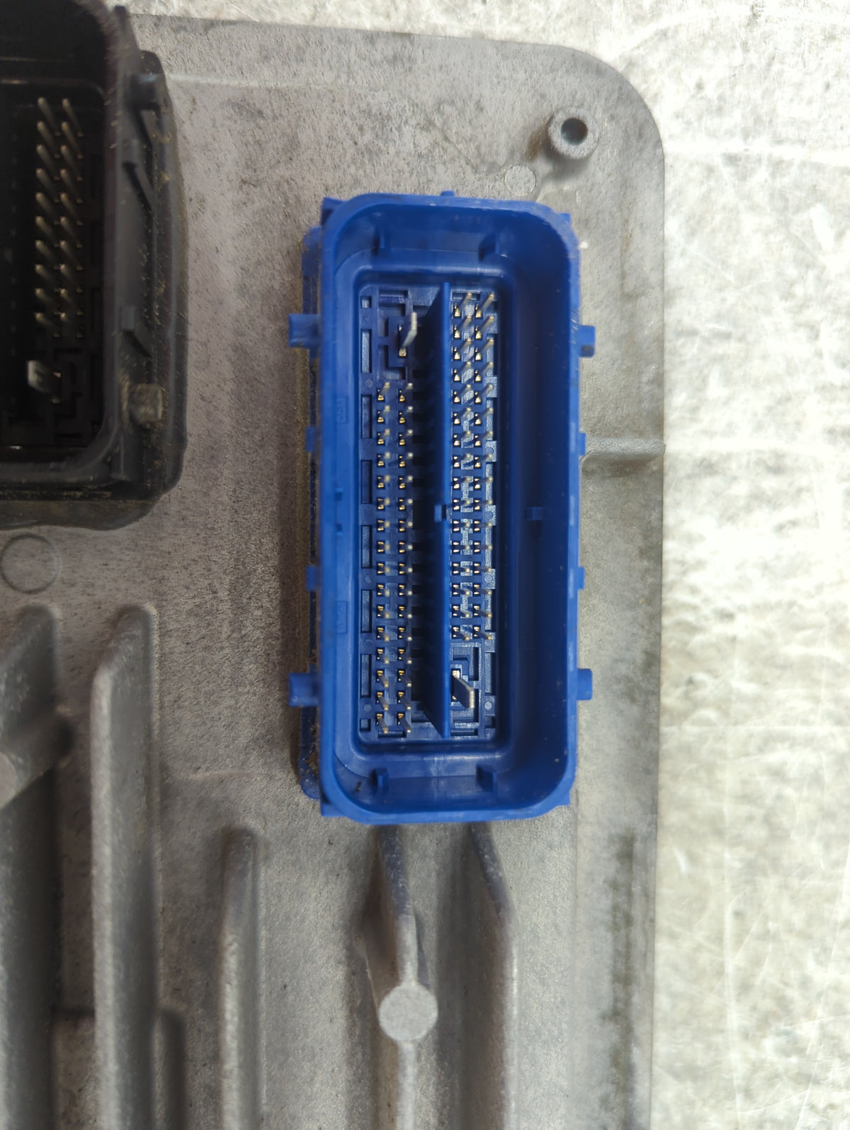 2020-2021 Buick Encore PCM Engine Control Computer ECU ECM PCU OEM P/N:12726073 Serv# 12726508 Fits 2020 2021 2022 OEM Used 