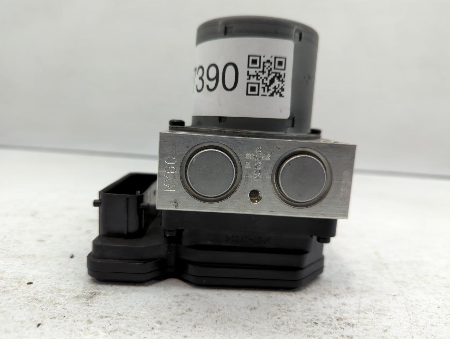 2017-2021 Buick Encore ABS Pump Control Module Replacement P/N:42643519 42587917 Fits Fits 2017 2018 2019 2020 2021 OEM Used