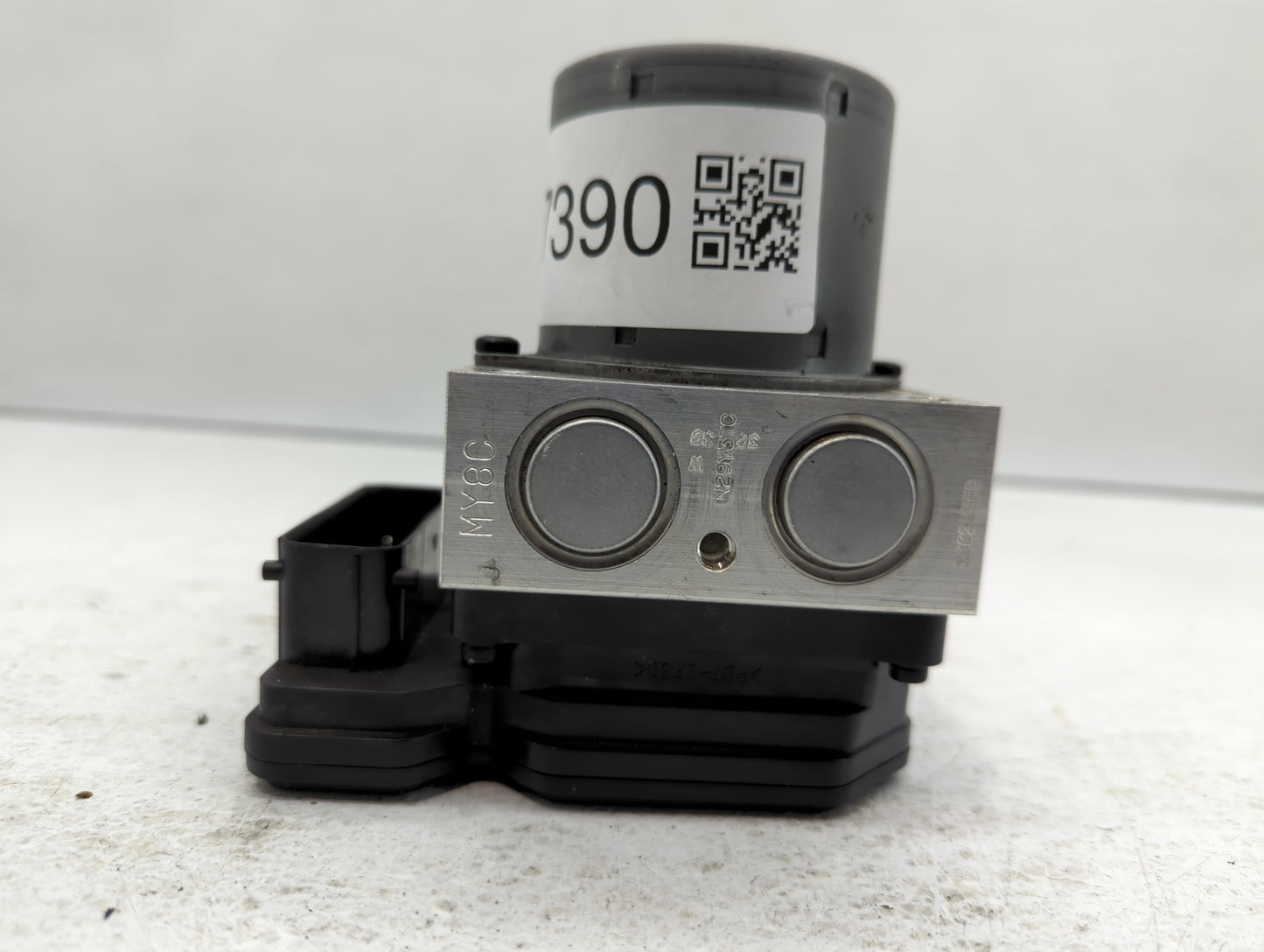 2017-2021 Buick Encore ABS Pump Control Module Replacement P/N:42643519 42587917 Fits Fits 2017 2018 2019 2020 2021 OEM Used