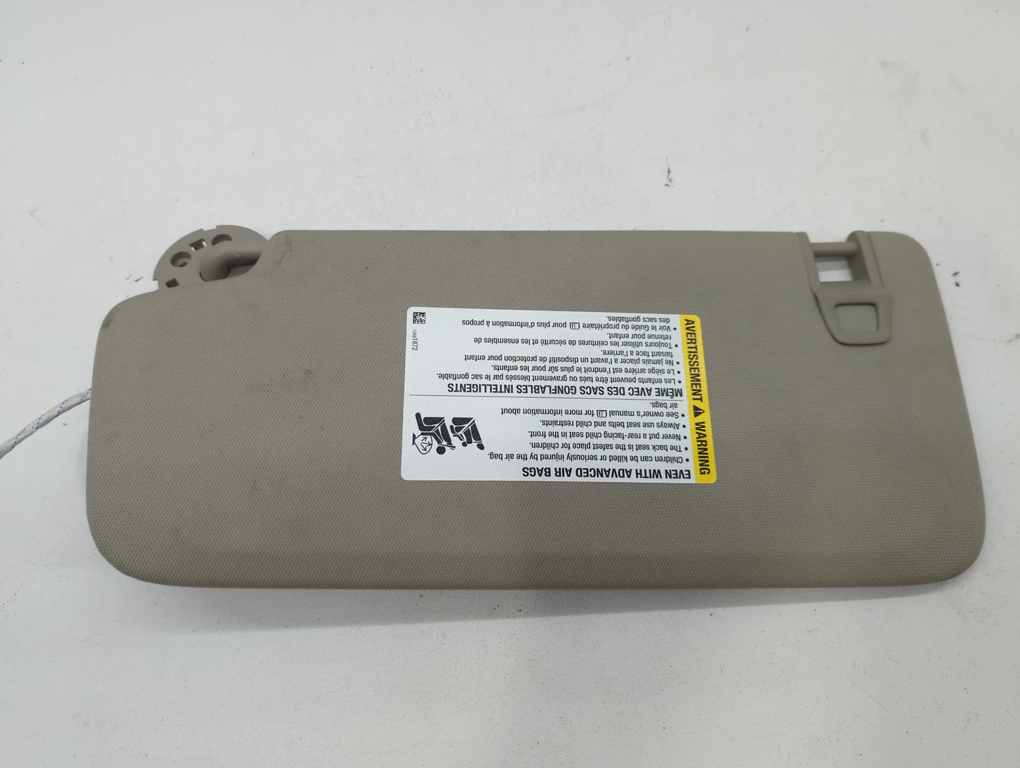 2020-2021 Buick Encore Sun Visor Shade Replacement Passenger Right Mirror Fits Fits 2020 2021 OEM Used Auto Parts - Oemuseda