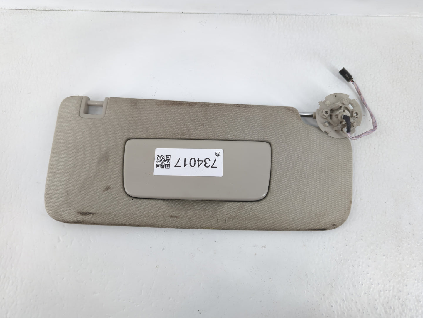 2020-2021 Buick Encore Sun Visor Shade Replacement Passenger Right Mirror Fits Fits 2020 2021 OEM Used Auto Parts - Oemuseda