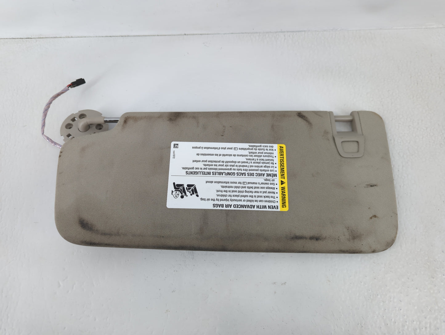 2020-2021 Buick Encore Sun Visor Shade Replacement Passenger Right Mirror Fits Fits 2020 2021 OEM Used Auto Parts - Oemuseda