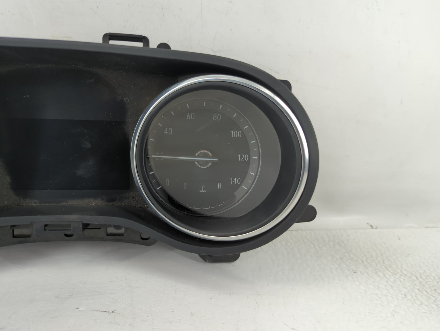 2020-2021 Buick Encore Gx Instrument Cluster Speedometer Gauges P/N:60006493 Fits Fits 2020 2021 OEM Used Auto Parts - Oemus