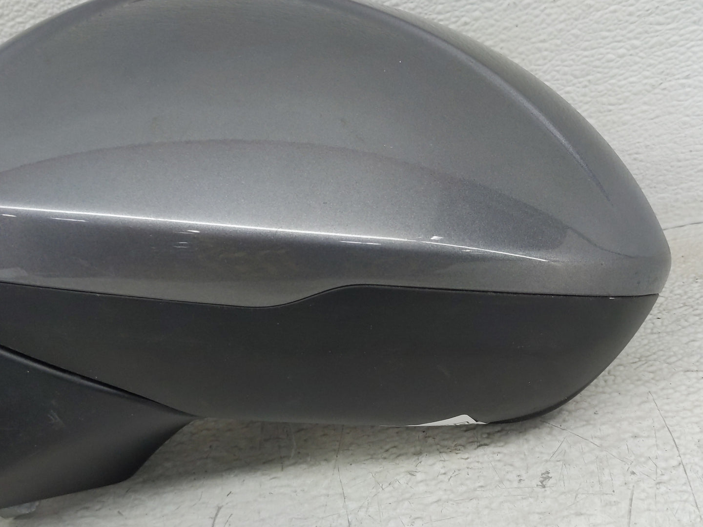 2021-2022 Buick Envision Driver Side View Mirror - Left Door Mirror OEM Used - Oemusedautoparts1.com